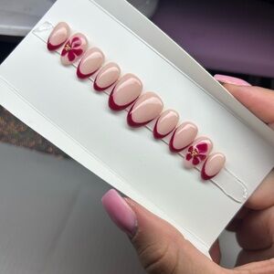 Elegant Pink and Red Nail Set